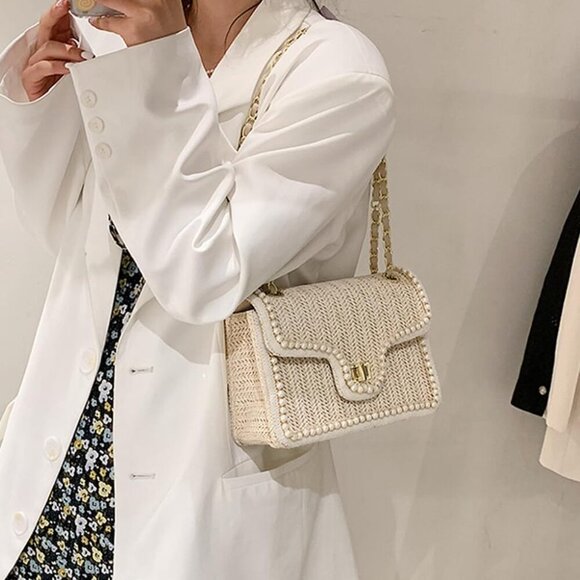 Durable Straw Crossbody Purse for Women - Perfect for Everyday Outings - Picture 3 of 6